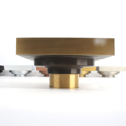 যখন ব্রাস মিলিত হয় সাদা মিনিমালিজমের সাথে — কালজয়ী সোনালী এবং সাদা হ্যাক